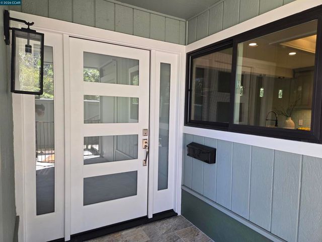 1124 Singingwood Ct 2, Walnut Creek, CA 94595