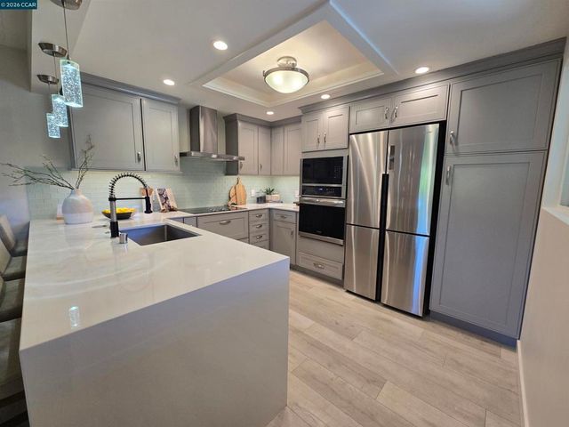 1124 Singingwood Ct 2, Walnut Creek, CA 94595