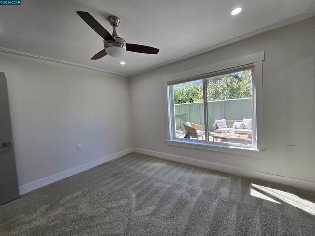 1124 Singingwood Ct 2, Walnut Creek, CA 94595