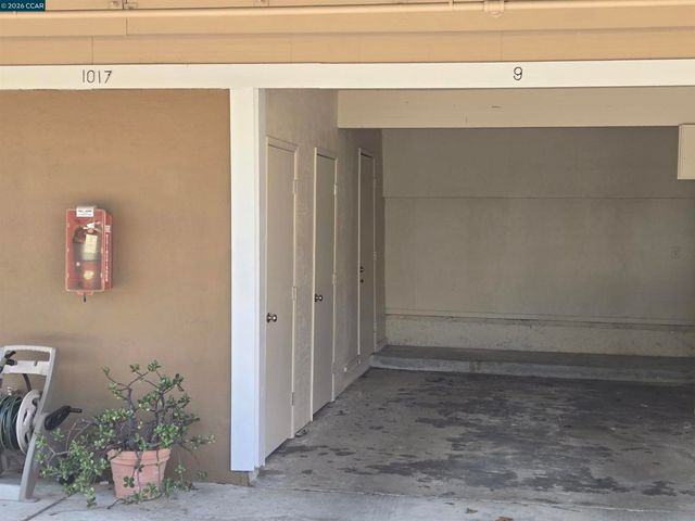 1124 Singingwood Ct 2, Walnut Creek, CA 94595