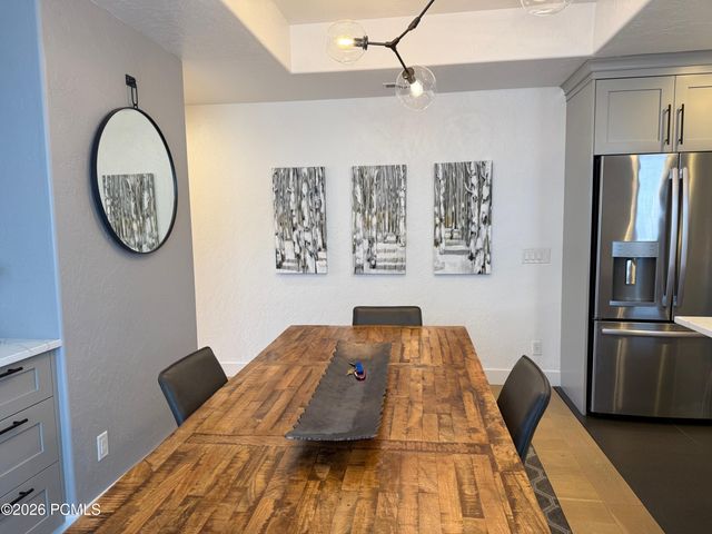 5975 N Fox Pointe Circle Apt A-2, Park City, UT 84098