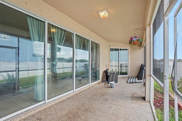 2130 ROANOKE SPRINGS DRIVE, Ruskin, FL 33570