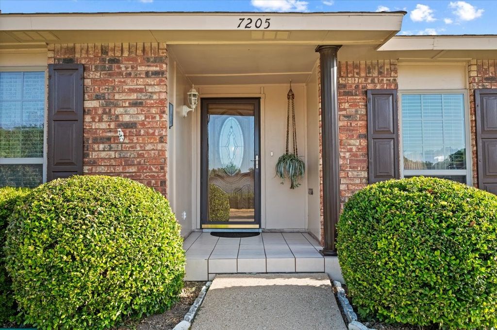 7205 Cloverglen Drive, Dallas, TX 75249 — photo 3