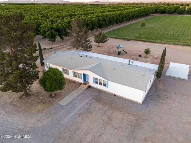 220 Squirrel Road, Las Cruces, NM 88007
