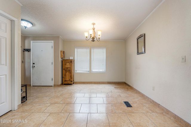 220 Squirrel Road, Las Cruces, NM 88007