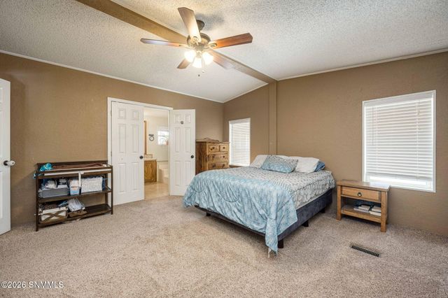220 Squirrel Road, Las Cruces, NM 88007