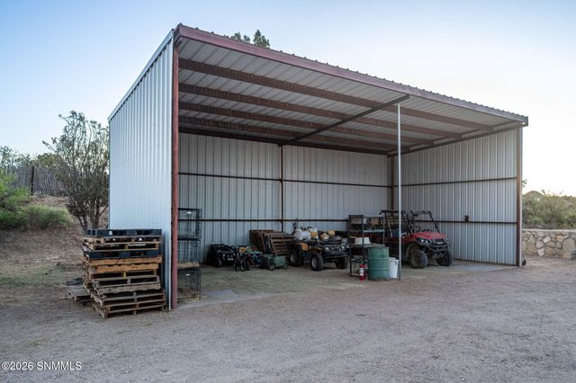220 Squirrel Road, Las Cruces, NM 88007