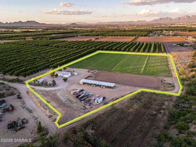220 Squirrel Road, Las Cruces, NM 88007