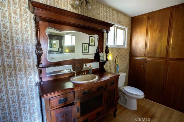 1239 Yosemite, Lake Arrowhead, CA 92352