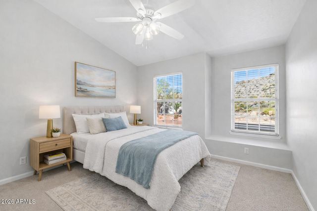 1467 E AMBERWOOD Drive, Phoenix, AZ 85048