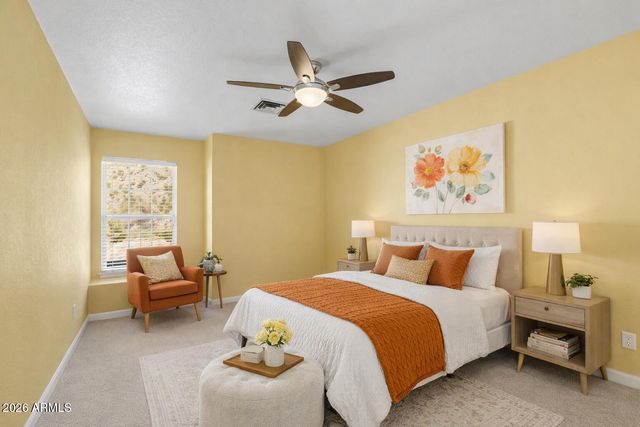 1467 E AMBERWOOD Drive, Phoenix, AZ 85048