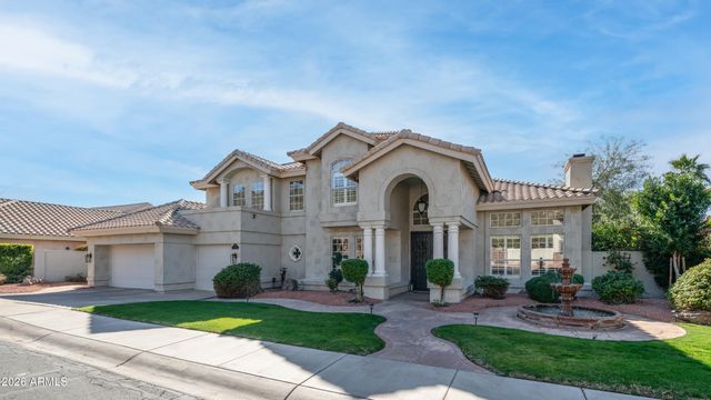 1467 E AMBERWOOD Drive, Phoenix, AZ 85048