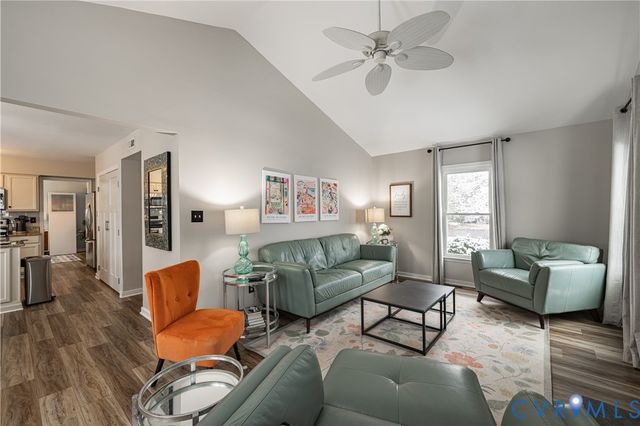 10709 New Trail Ct, Glen Allen, VA 23060