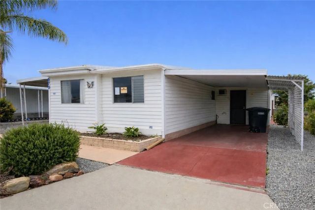 670 Santa Clara, Hemet, CA 92543