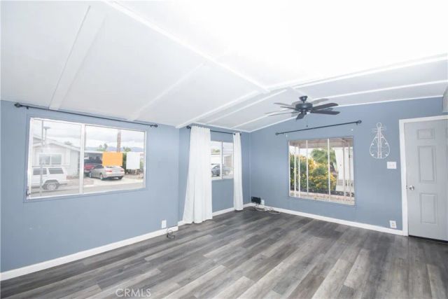 670 Santa Clara, Hemet, CA 92543