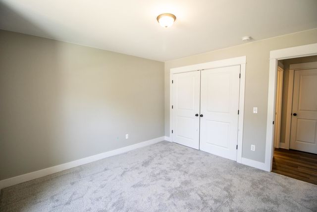 11449 Hidden Oaks Drive, Vienna Twp, MI 48420