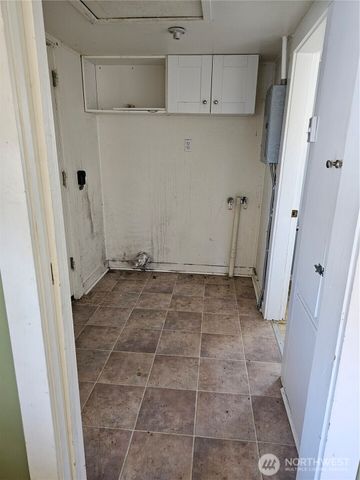 709 Monroe Street, Hoquiam, WA 98550