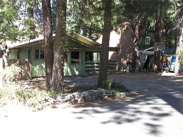 22920 Fir, Crestline, CA 92325