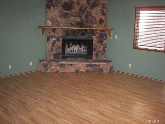 22920 Fir, Crestline, CA 92325