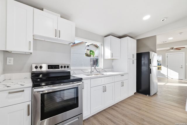 2042 Hicks, San Antonio, TX 78210