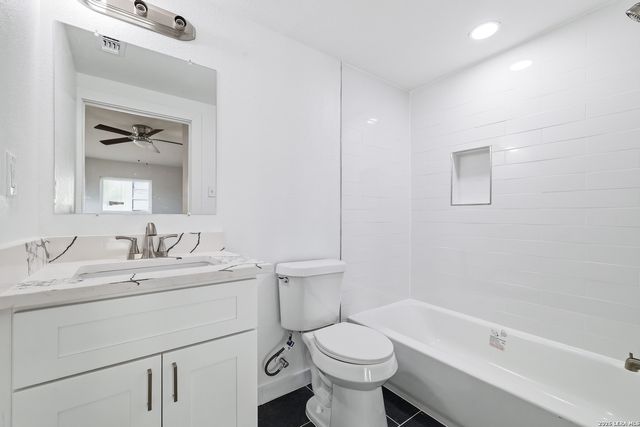 2042 Hicks, San Antonio, TX 78210