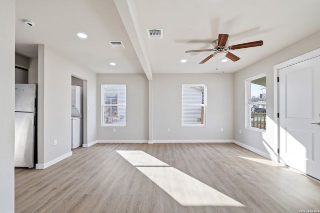 2042 Hicks, San Antonio, TX 78210