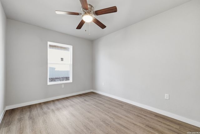 2042 Hicks, San Antonio, TX 78210