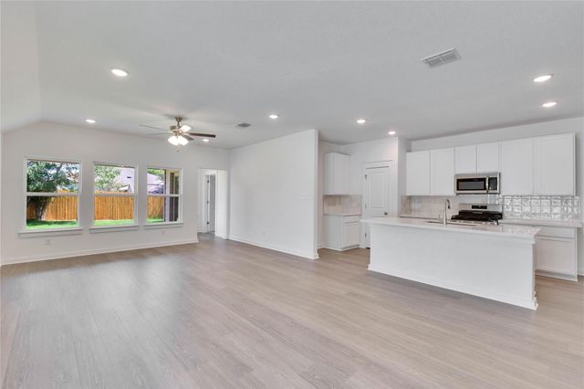 13509 Barn Chime ST, Elgin, TX 78621
