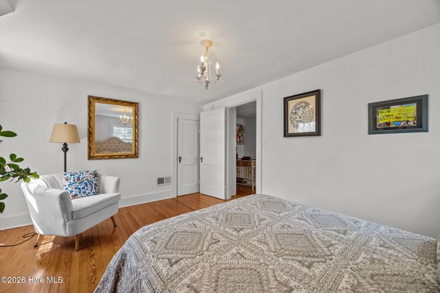 115 N Academy Street, Washington, NC 27889