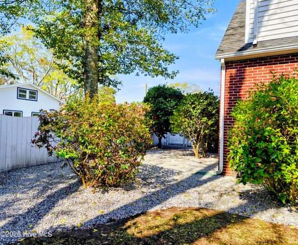 115 N Academy Street, Washington, NC 27889