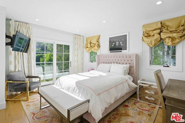 1738 Nichols Canyon Road, Los Angeles, CA 90046