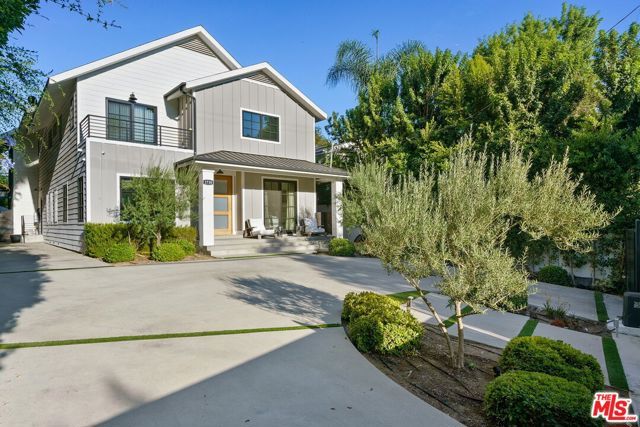 1738 Nichols Canyon Road, Los Angeles, CA 90046