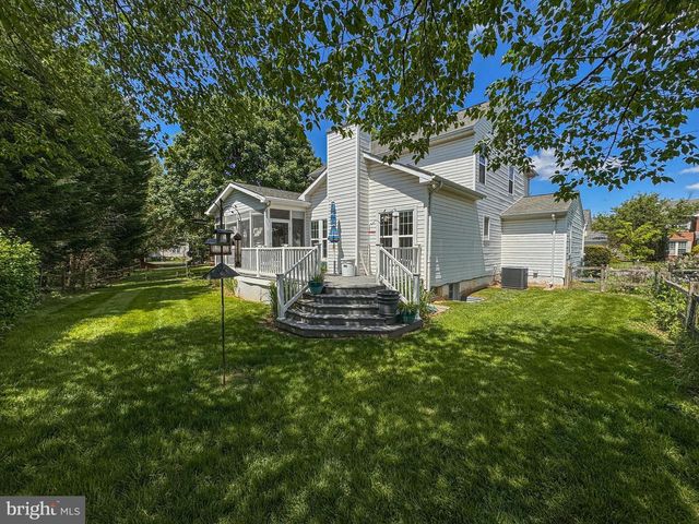 1724 ALGONQUIN RD, Frederick, MD 21701