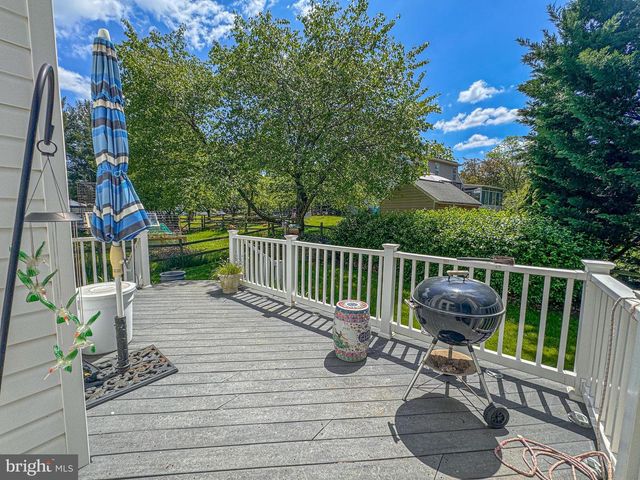 1724 ALGONQUIN RD, Frederick, MD 21701