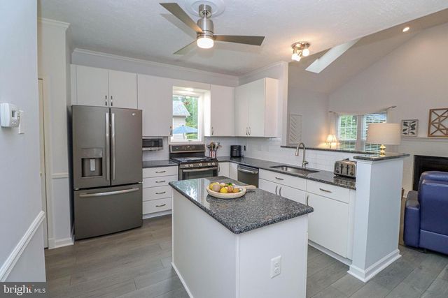 1724 ALGONQUIN RD, Frederick, MD 21701