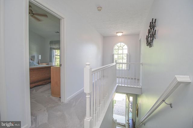 1724 ALGONQUIN RD, Frederick, MD 21701