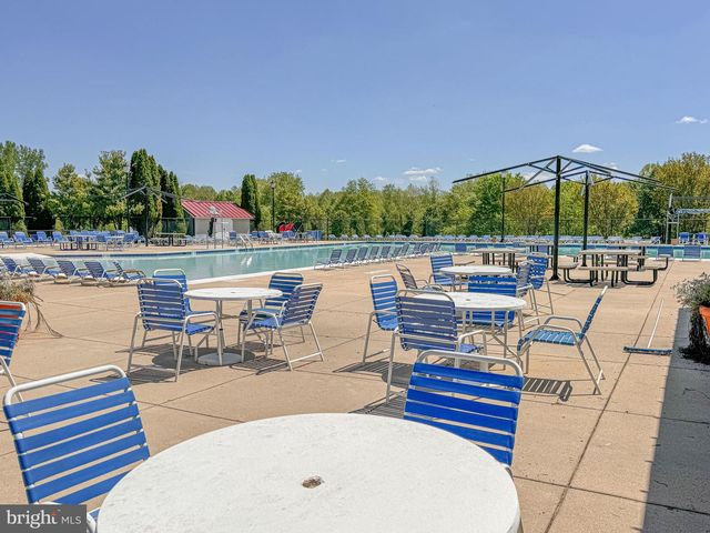 1724 ALGONQUIN RD, Frederick, MD 21701