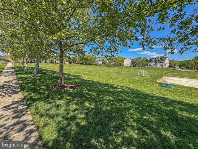 1724 ALGONQUIN RD, Frederick, MD 21701