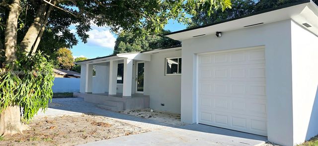 2530 NW 111th Street, Miami, FL 33167