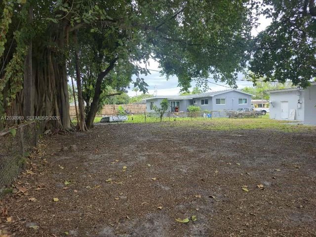 2530 NW 111th Street, Miami, FL 33167
