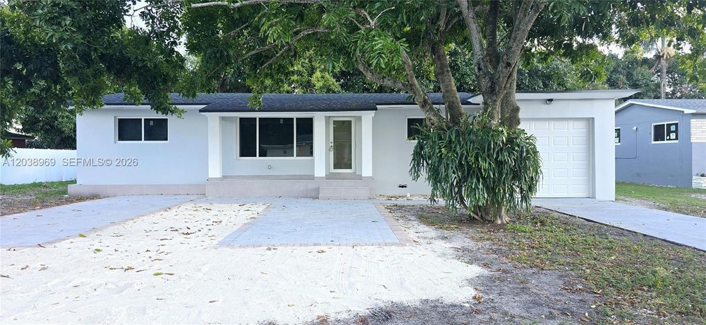 2530 NW 111th Street, Miami, FL 33167
