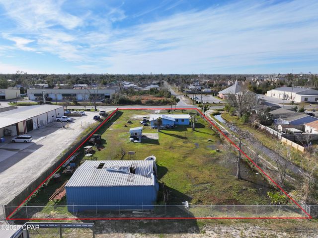 922 N East Avenue, Panama City, FL 32401