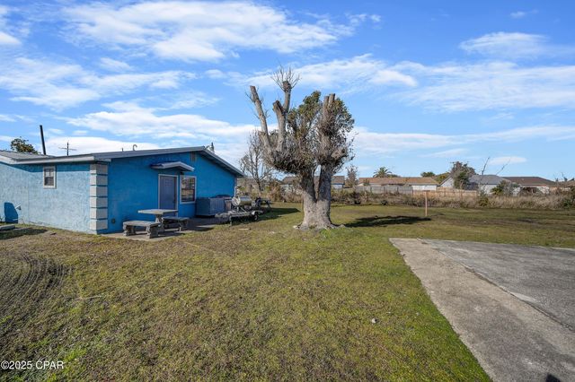 922 N East Avenue, Panama City, FL 32401