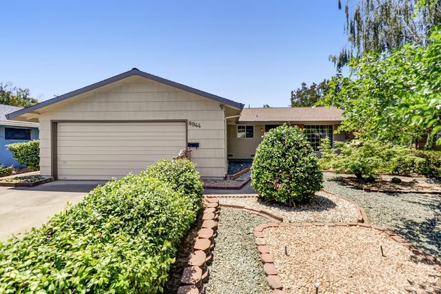 8944 New Dawn Dr, Sacramento, CA 95826