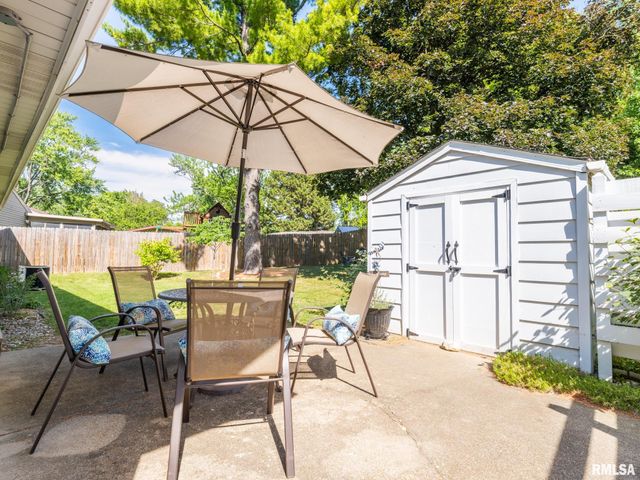 2206 GLENDALE Avenue, Pekin, IL 61554