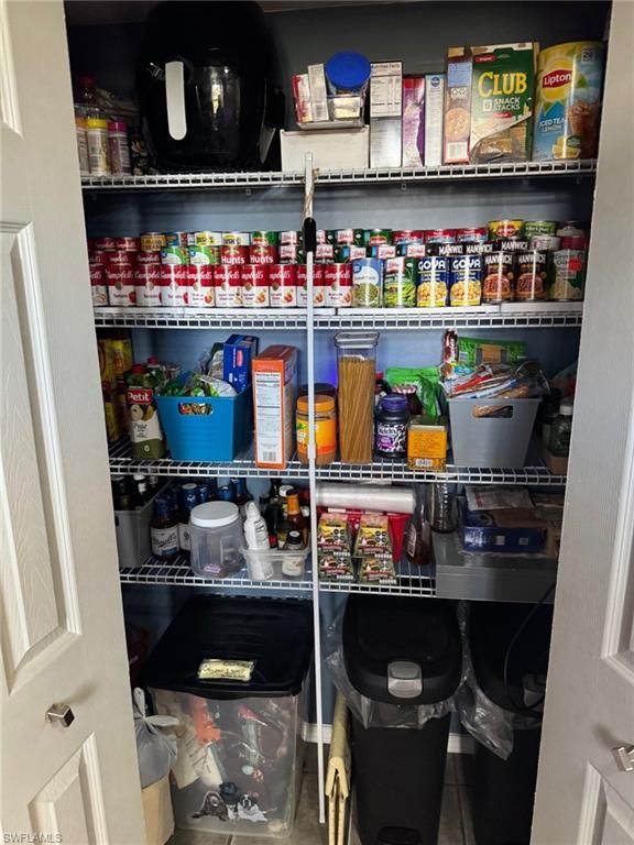 Image 14 of property listing at 1941 NE 14th ST, Cape Coral, FL 33909