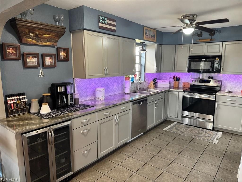 Image 17 of property listing at 1941 NE 14th ST, Cape Coral, FL 33909