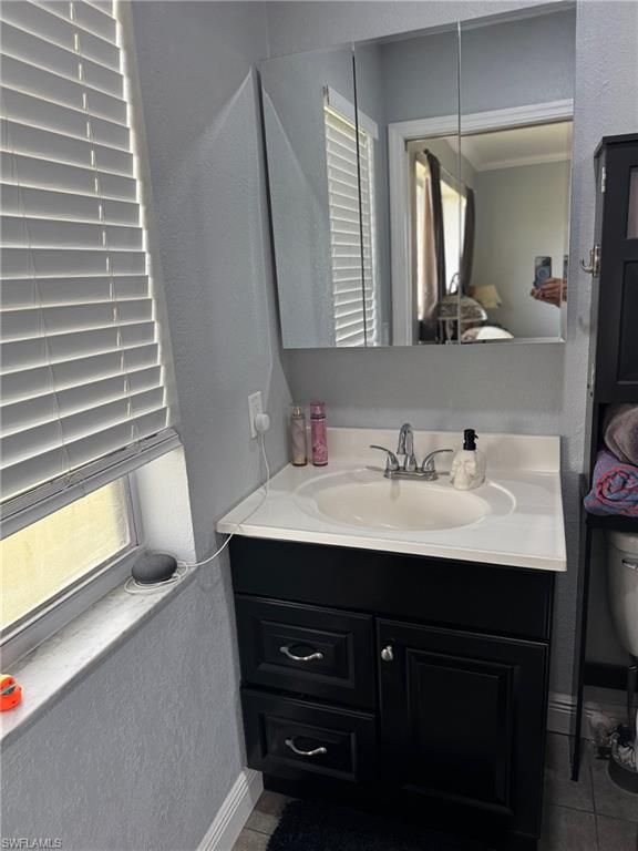 Image 27 of property listing at 1941 NE 14th ST, Cape Coral, FL 33909