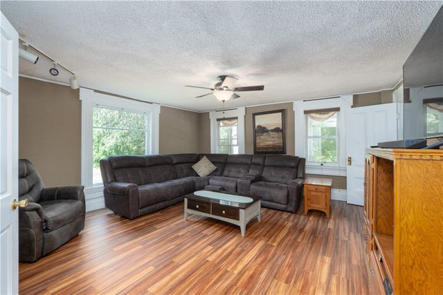 36 Chapel Street, Almond, NY 14804