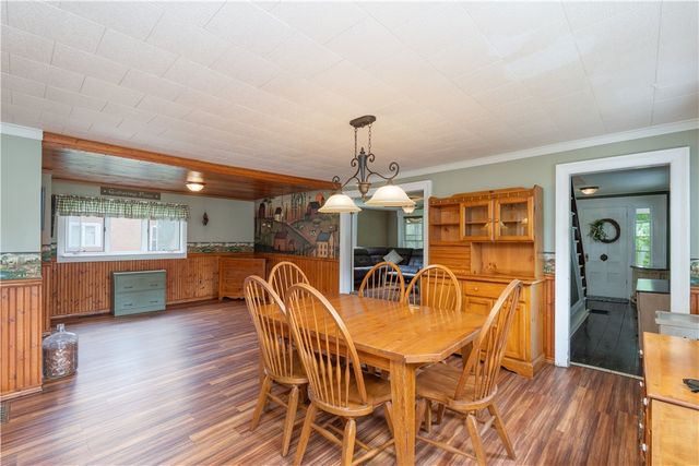 36 Chapel Street, Almond, NY 14804